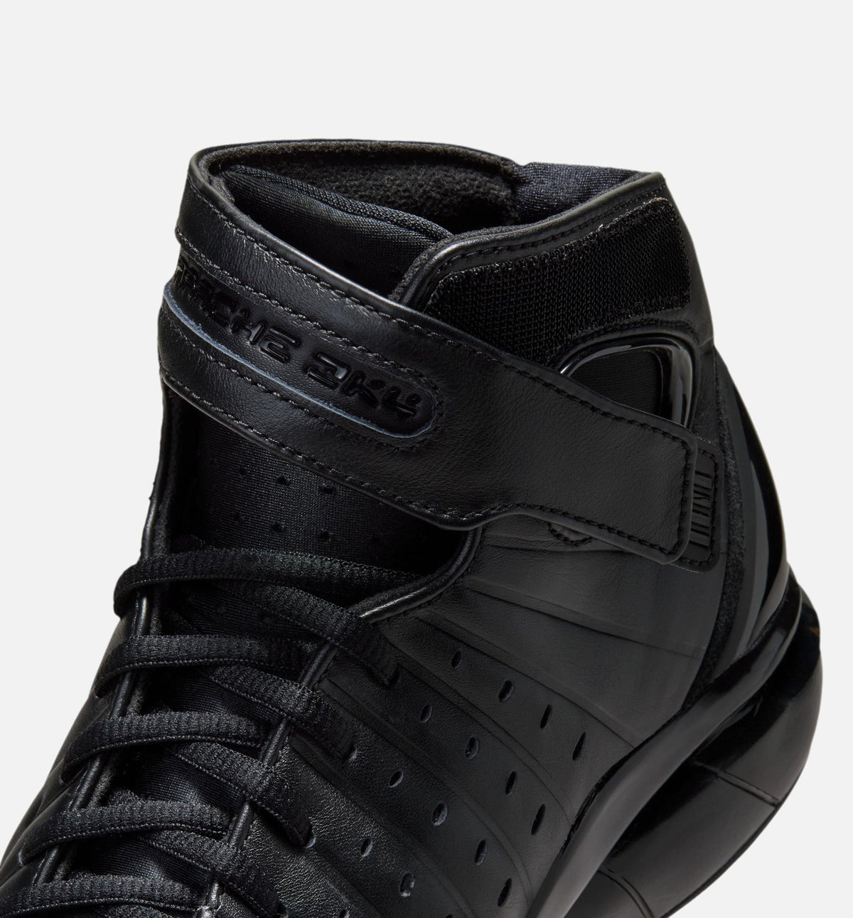 Air Zoom Huarache 2K4 OT Men's Lifestyle Shoe - Black/Black