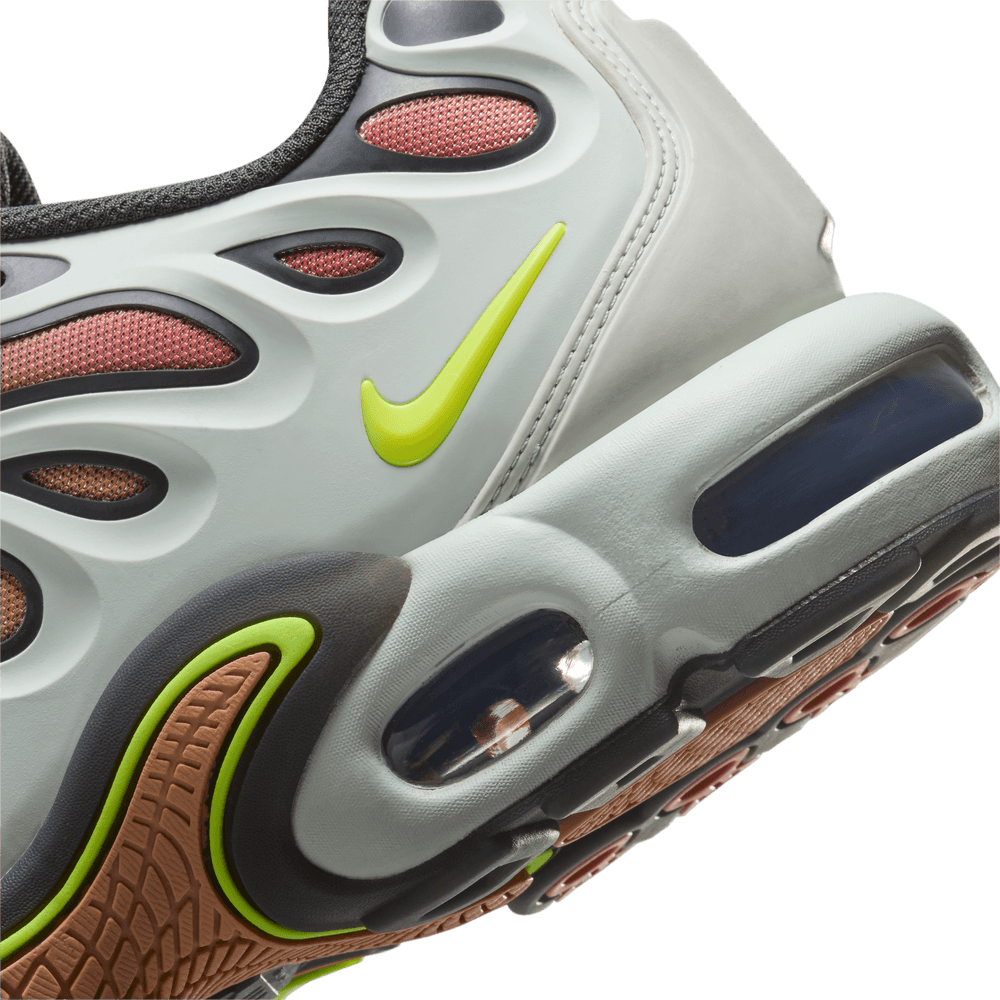 Nike Air Max Plus Drift