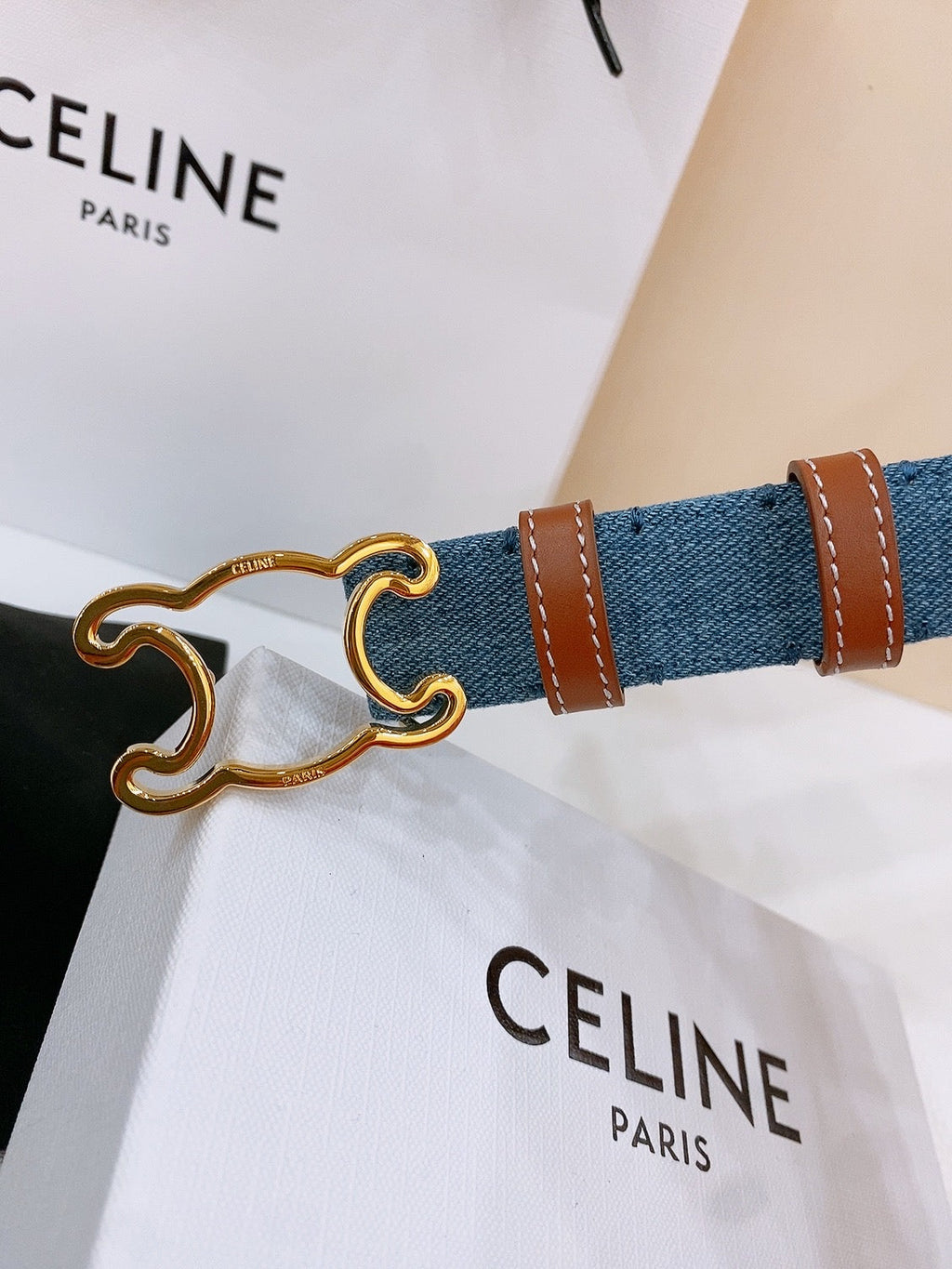 CELINE 25S BELT TRIOMPHE TAURILLON 25MM IN BROWN CALFSKIN AND DENIM 558351