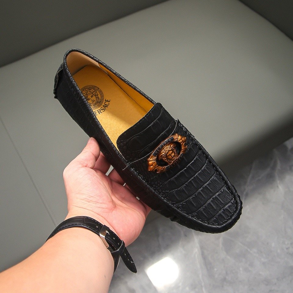 Men's Black Textured Loafers with Gold-Tone Ornament