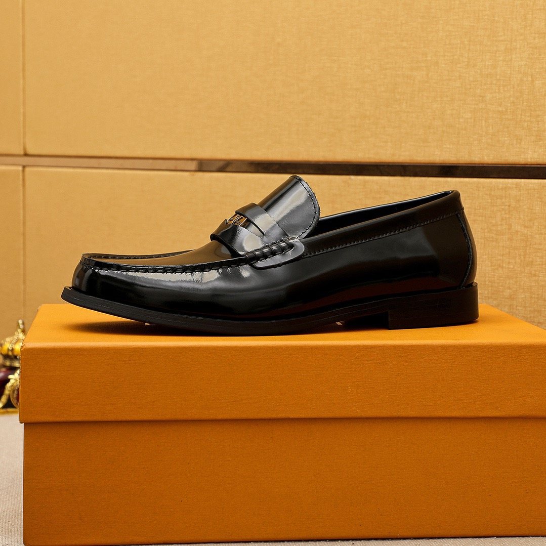 Louis Vuitton Black Leather Buckle Loafers