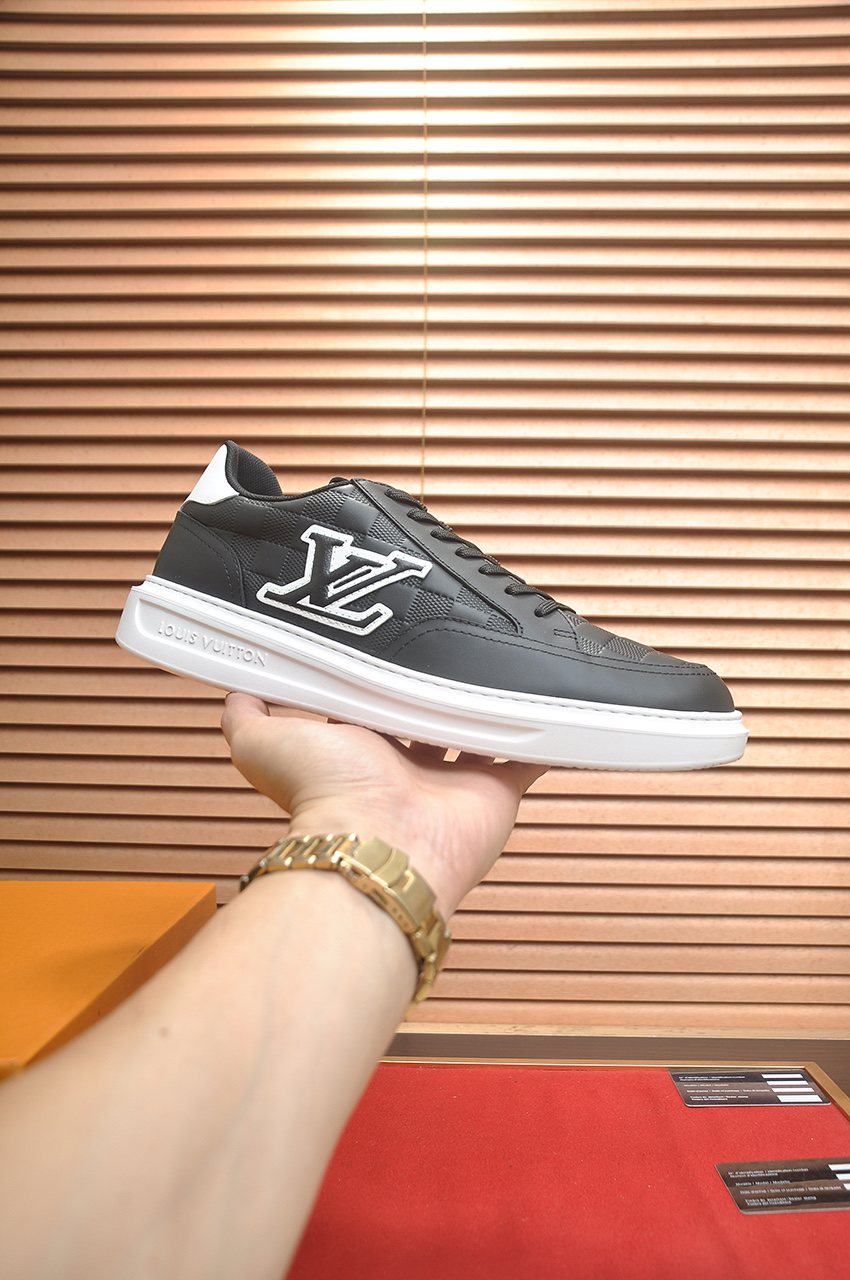 Louis Vuitton Black Low-Top Sneakers