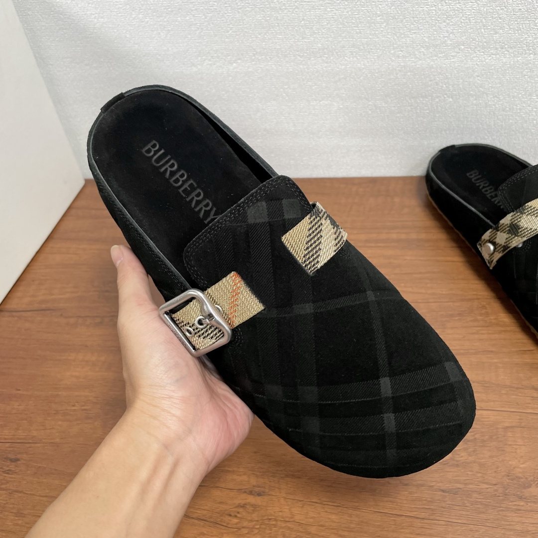 Burberry Men's Patterned Slip-On Sandals