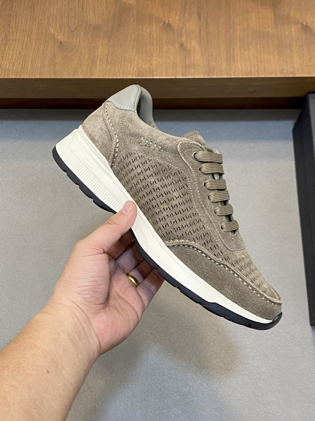 Zilli Men's Stitched Low-Top Sneakers - Padded Collar