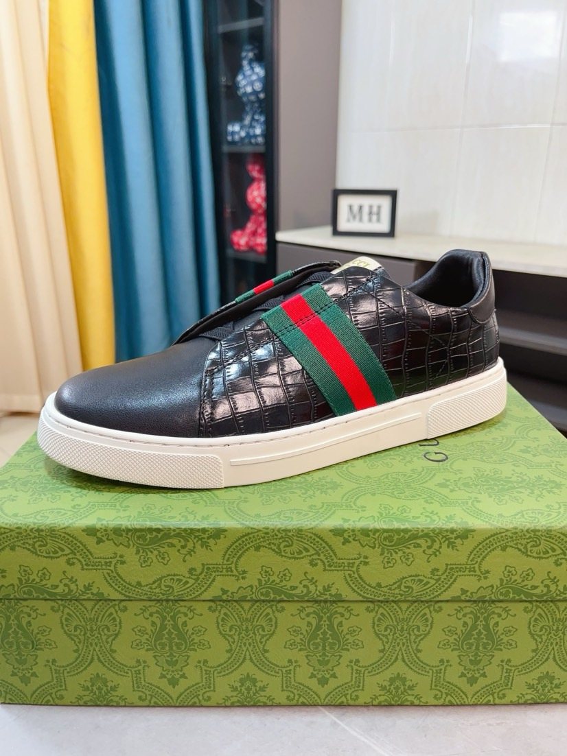 Gucci Men's Stripe Low-Top Sneakers - Leather Lining