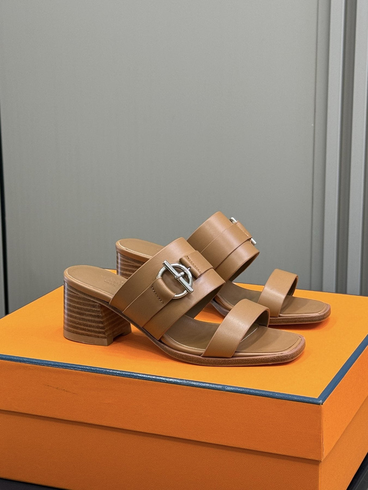 Hermès Women's Kute Buckle Block-Heel Slide Sandals